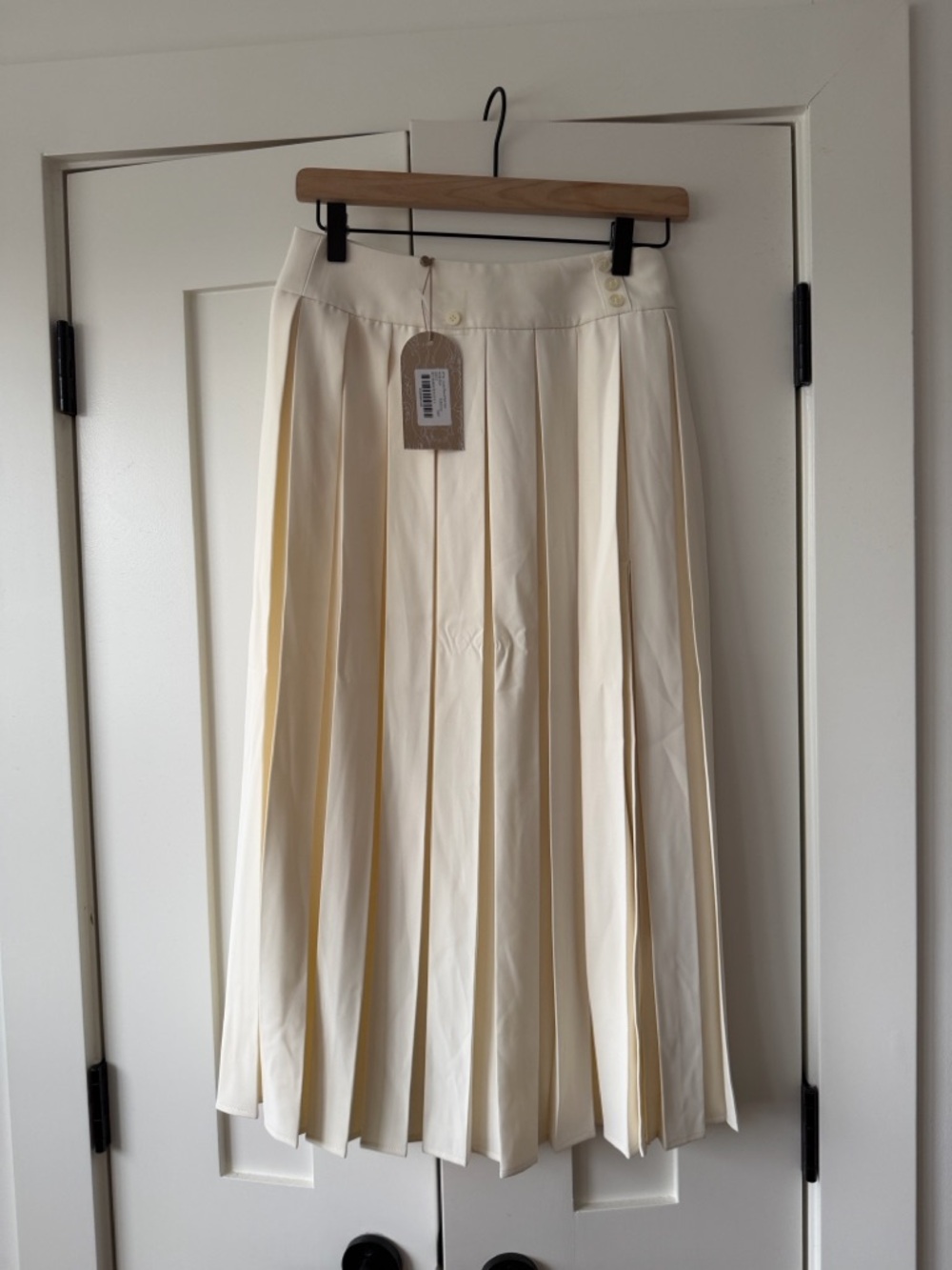 MESHKI Sunny Pleated Skirt Ivory Size S NWT - Picture 4 of 4